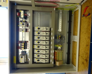 Control cabinet manure removal Oaklands house 10 level 3